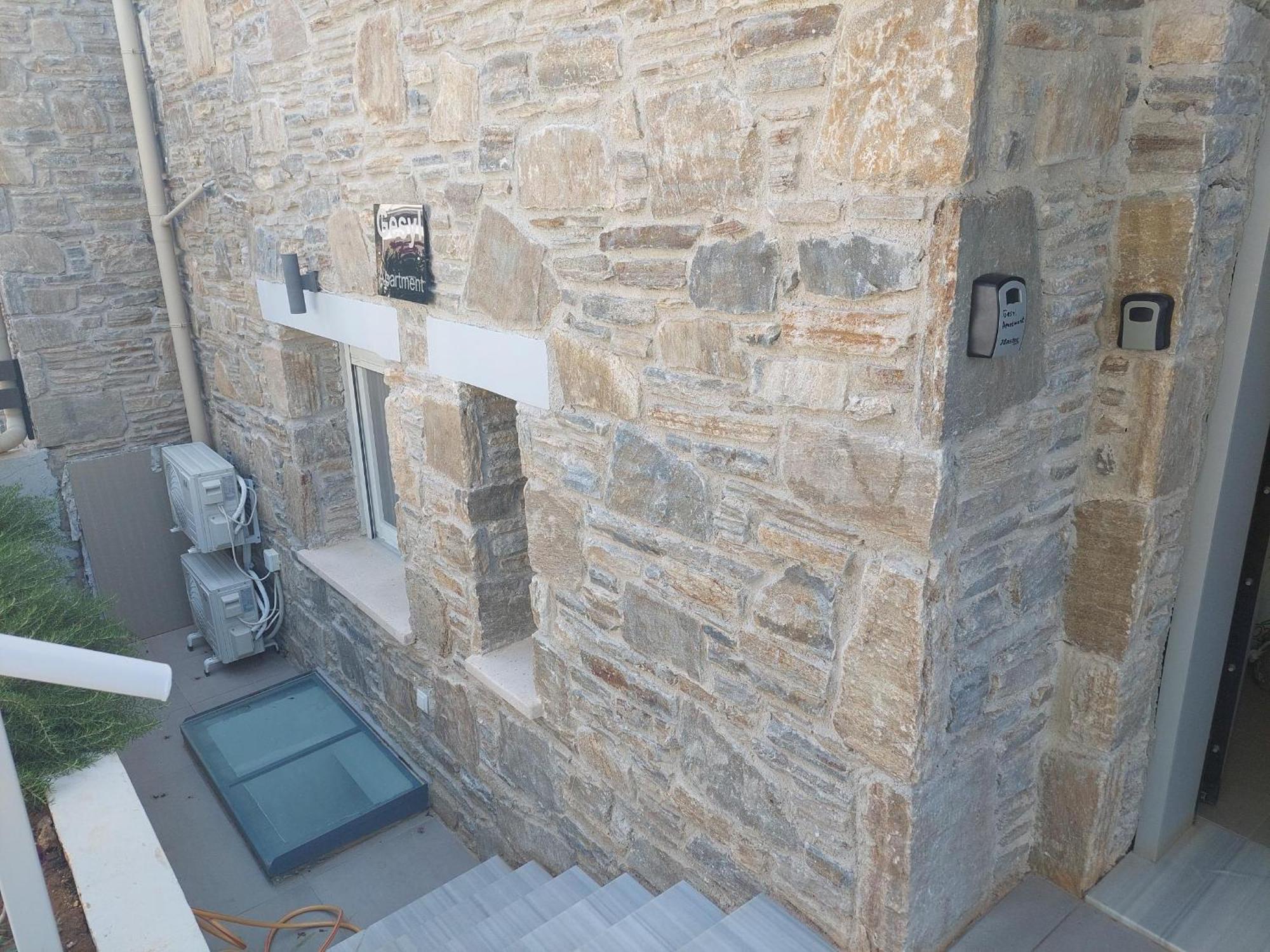 Gesyl Apartment Tolo Exterior photo